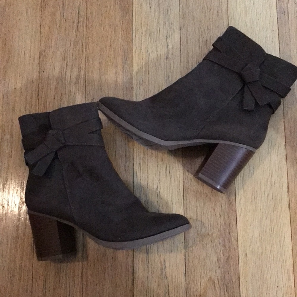 American Eagle Ankle Boots